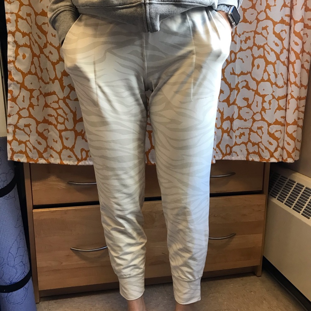 Elevate leggings